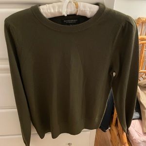 Brand new Banana Republic olive green merino crewneck sweater